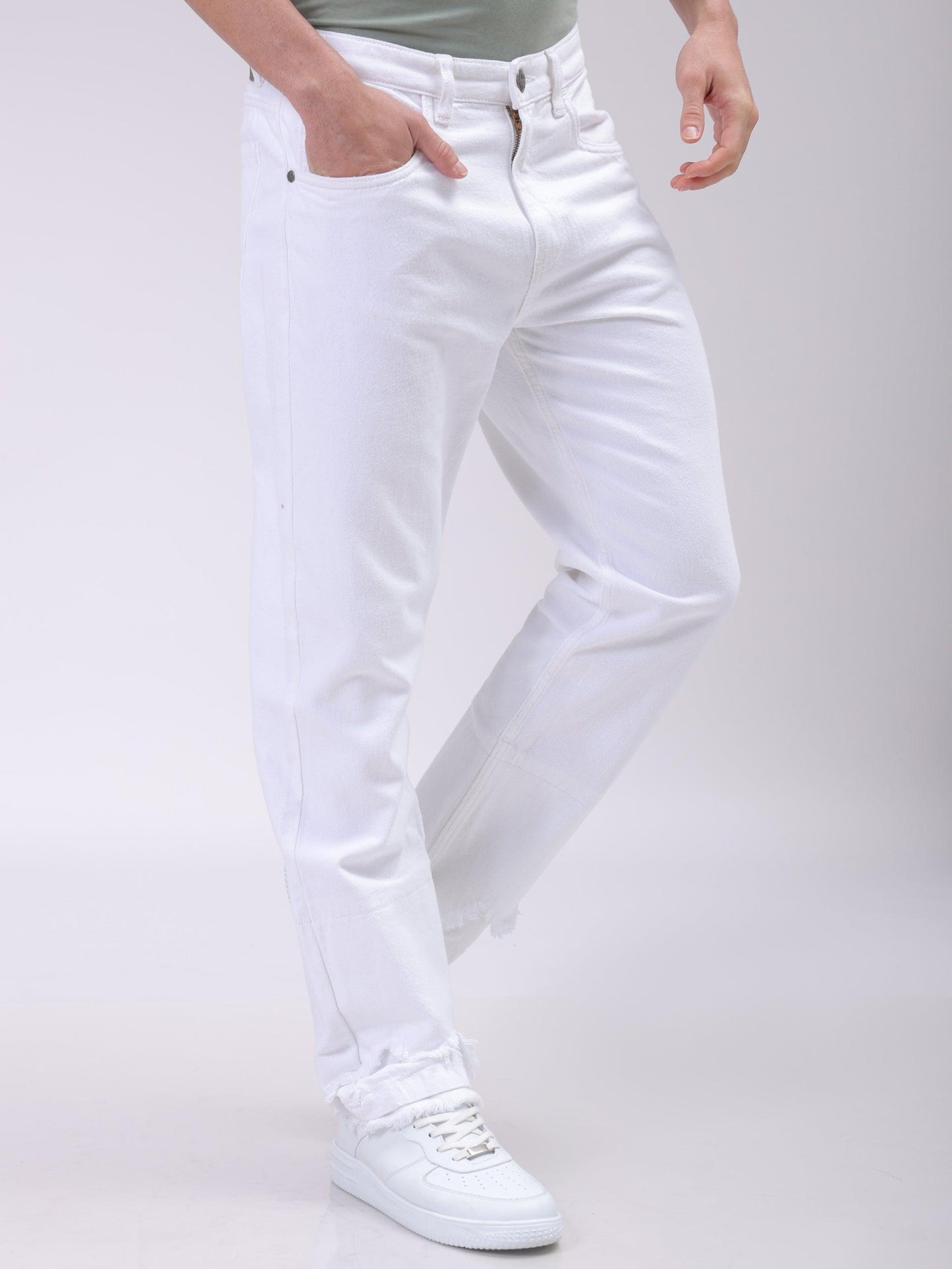 Men's White Vintage Straight Fit Solid Distressed Jeans