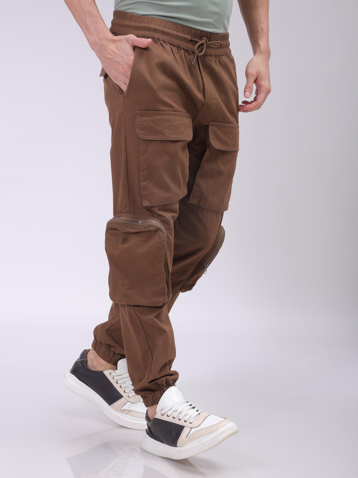 Men's Brown Regular Fit Solid Utility Cargo Jogger