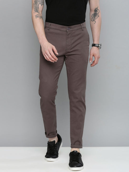 The Indian Garage Co Men Casual Slim Fit Solid Regular Zip Chinos