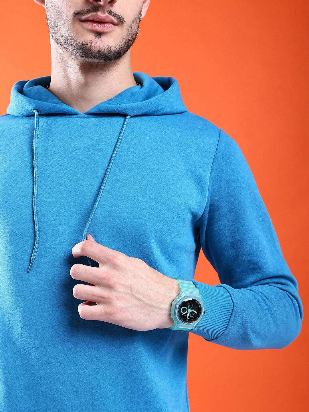 Men's Solid Regular Fit Sweatshirt