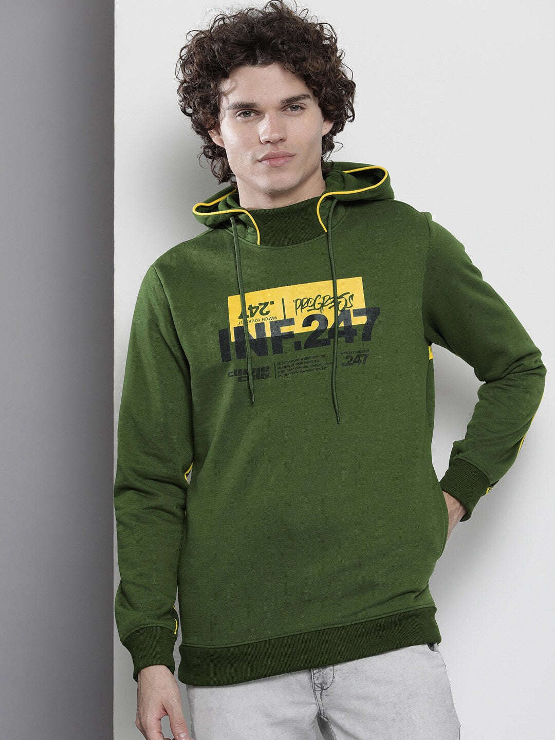 Men's Printed Regular Fit Sweatshirt