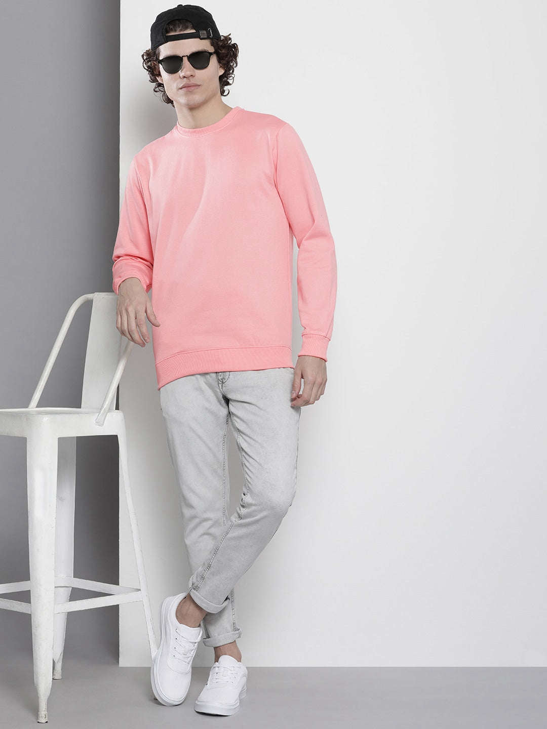 Men's Solid Regular Fit Sweatshirt