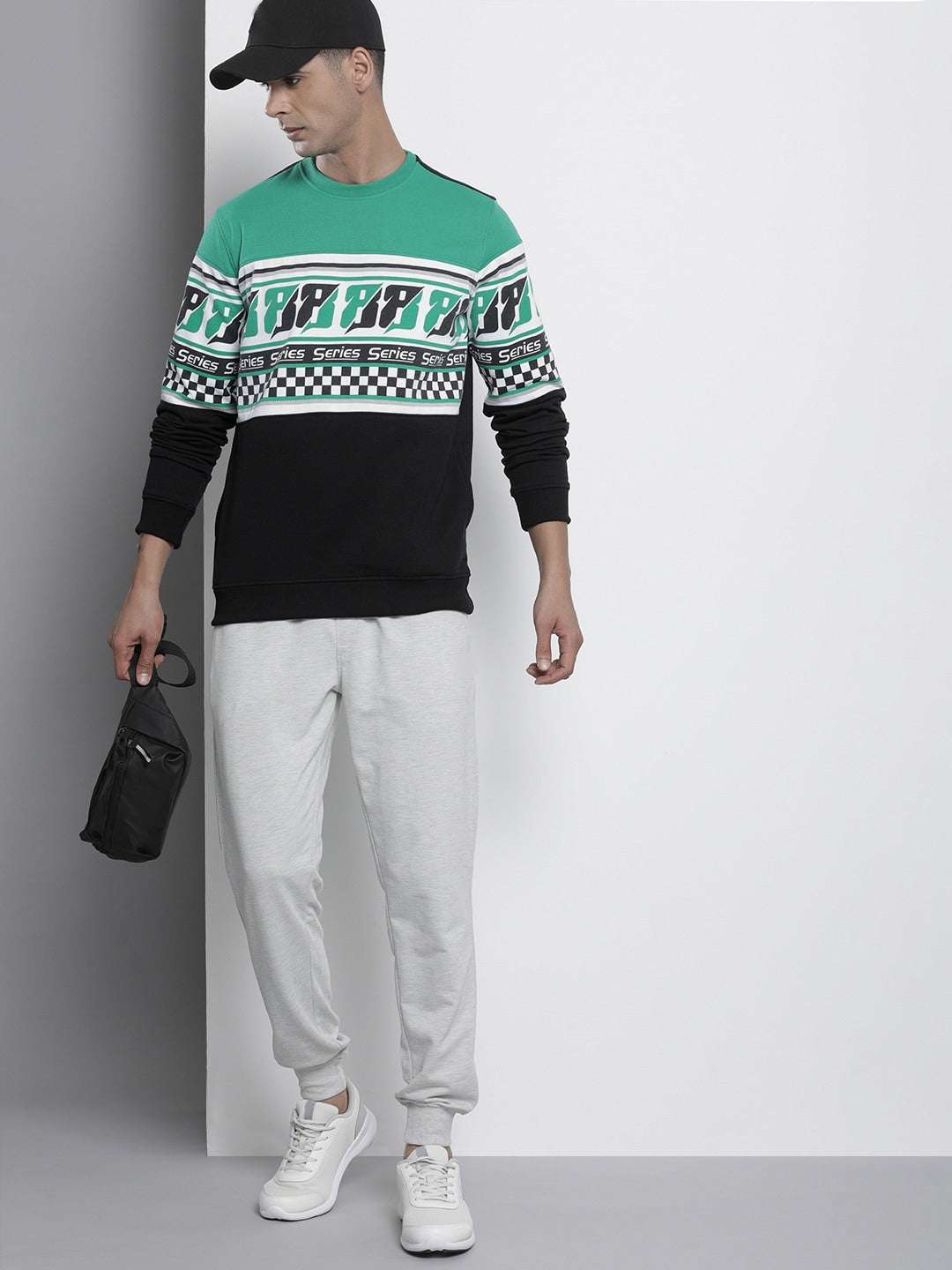 Men's Printed Regular Fit Sweatshirt