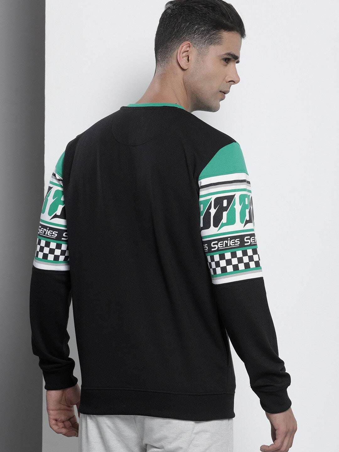 Men's Printed Regular Fit Sweatshirt