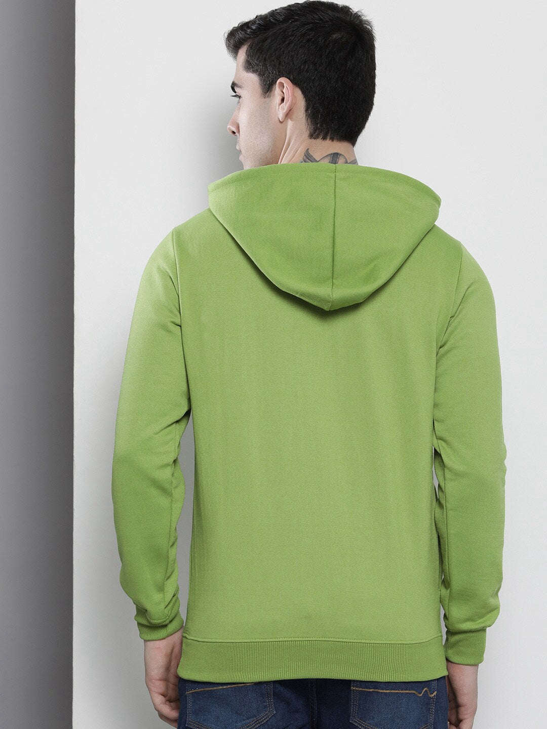 Men's Solid Regular Fit Sweatshirt