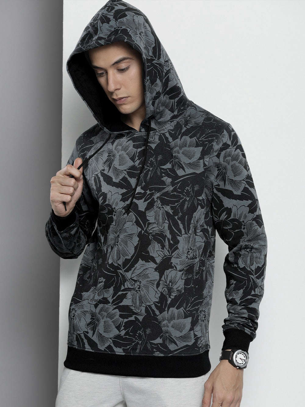 Men's Printed Regular Fit Sweatshirt