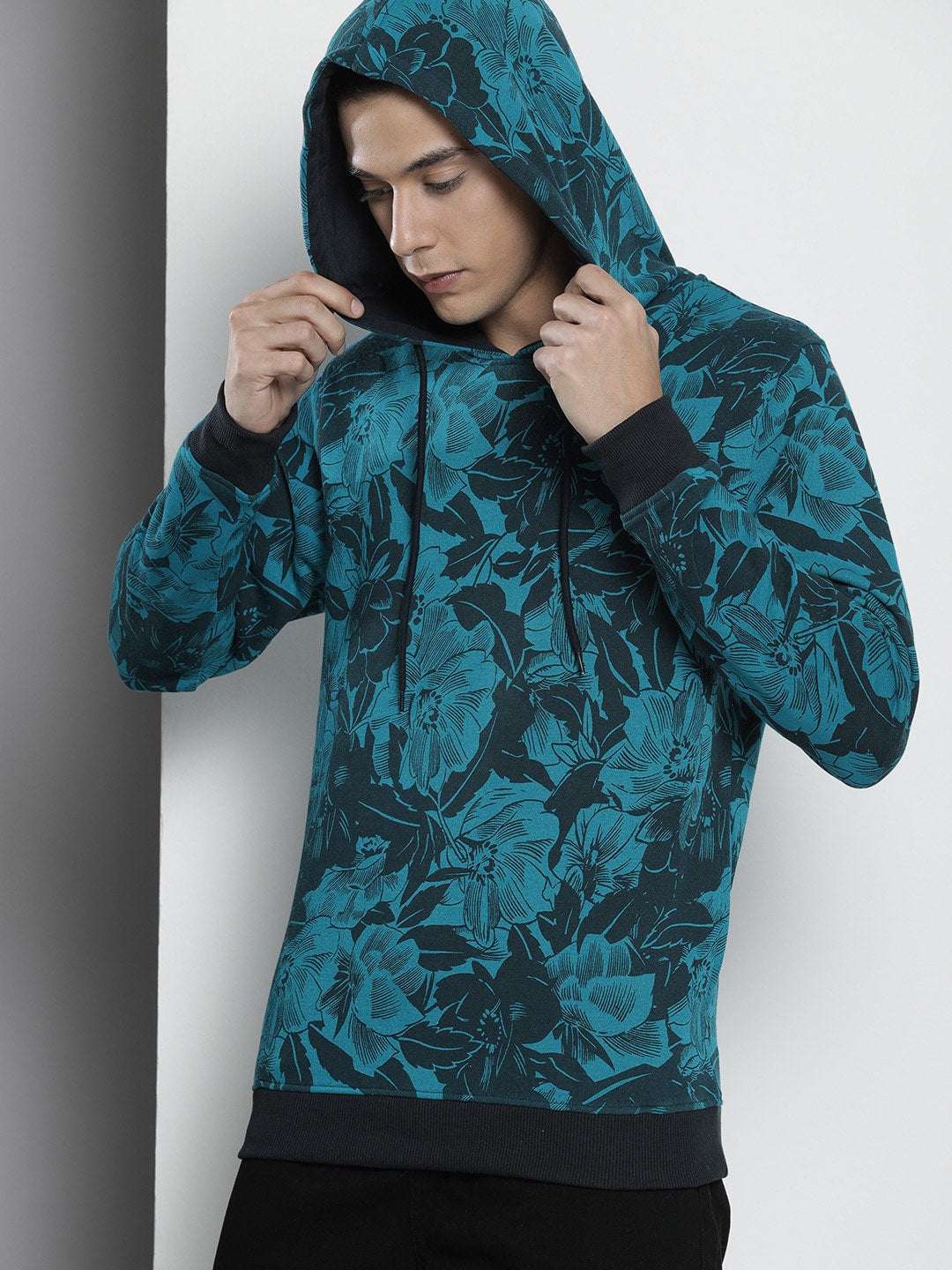 Men's Printed Regular Fit Sweatshirt