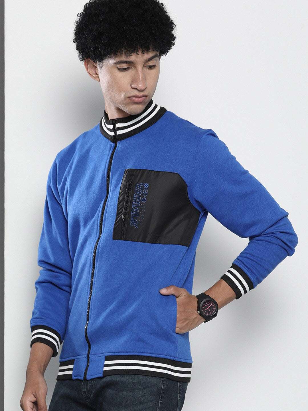 Men's Solid Regular Fit Sweatshirt