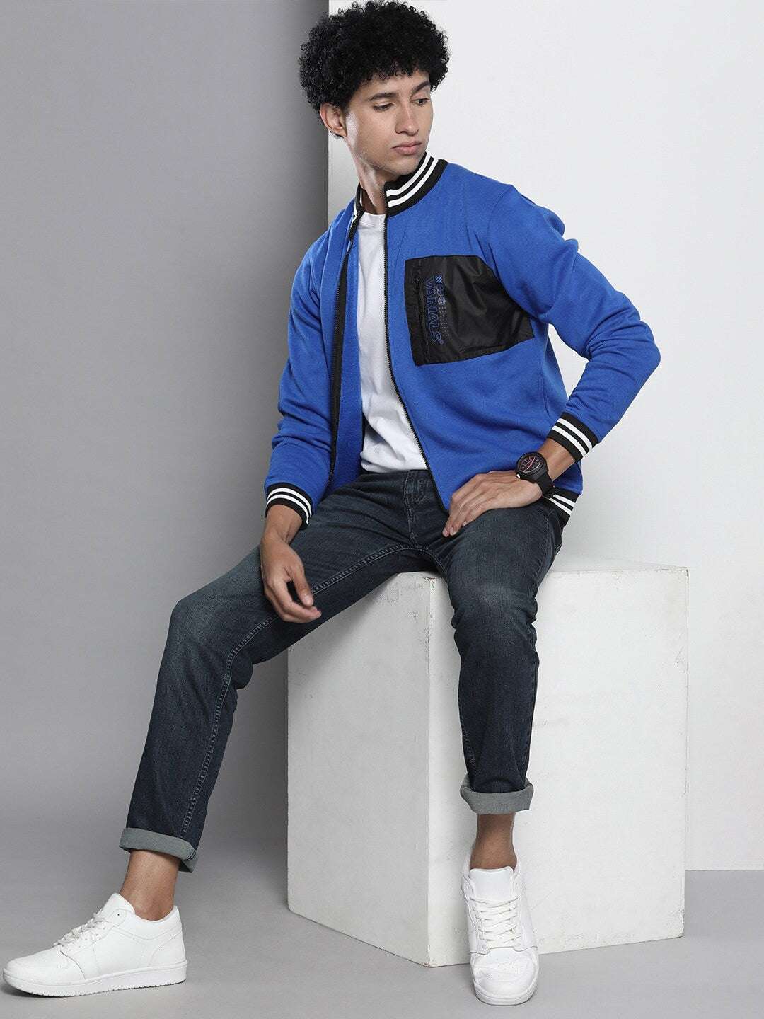 Men's Solid Regular Fit Sweatshirt