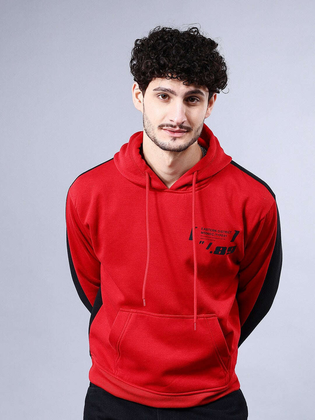 Men's Colorblocked Relaxed Fit Sweatshirt