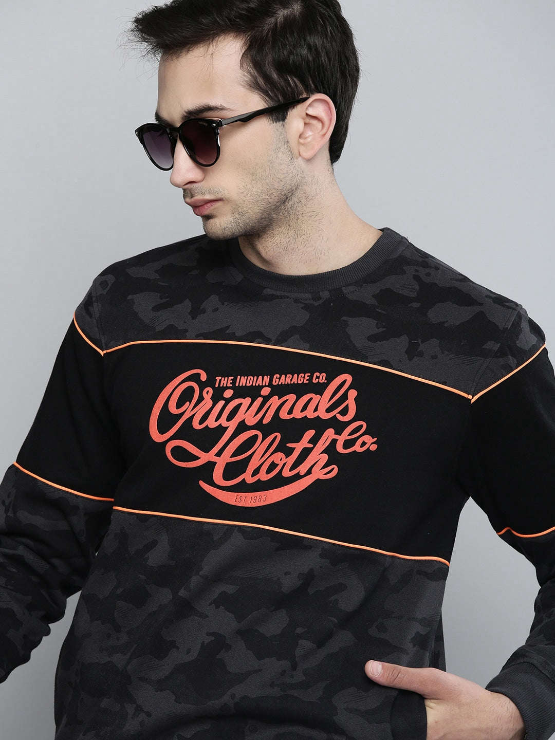 Men's Printed Regular Fit Sweatshirt