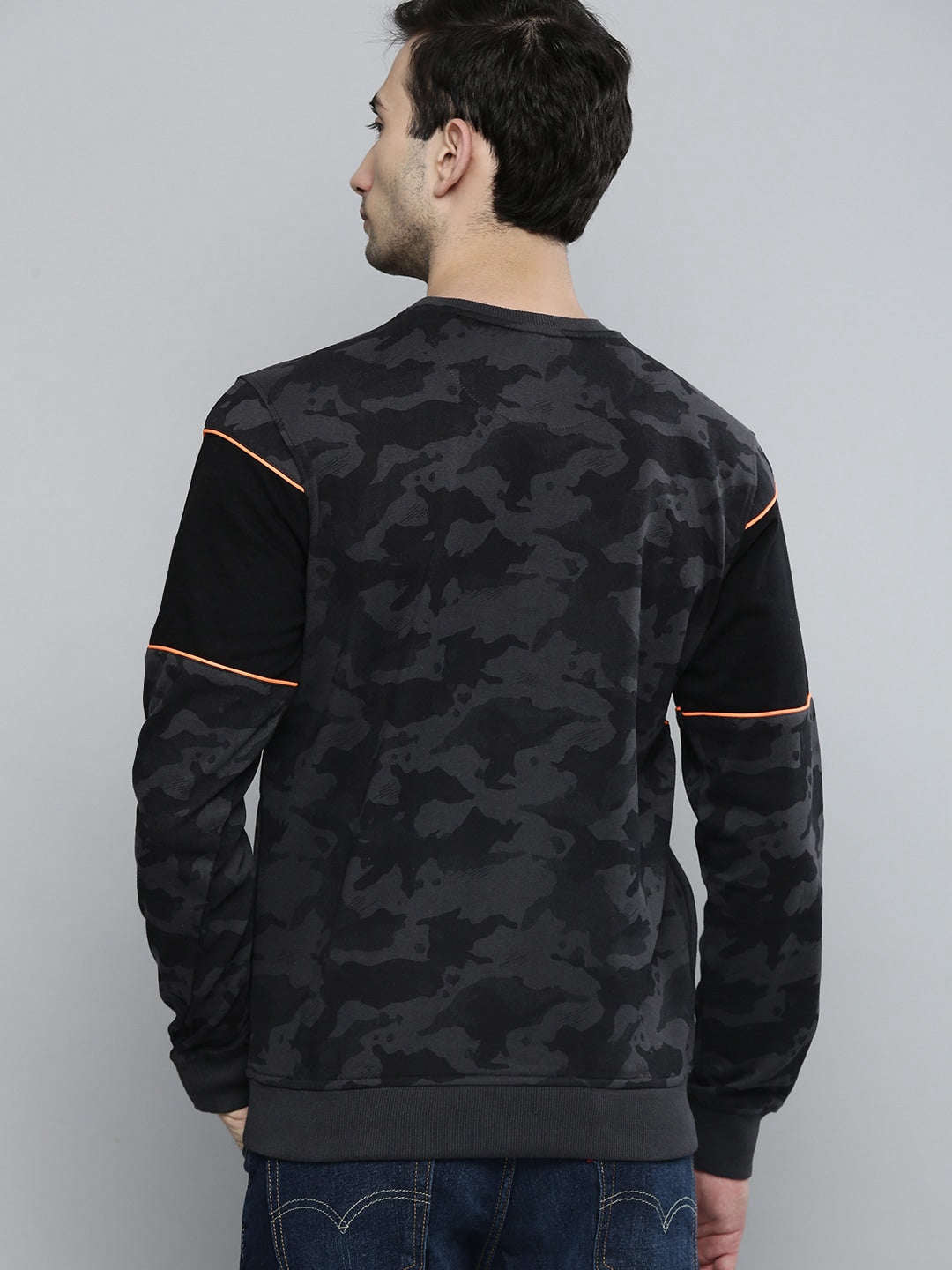 Men's Printed Regular Fit Sweatshirt