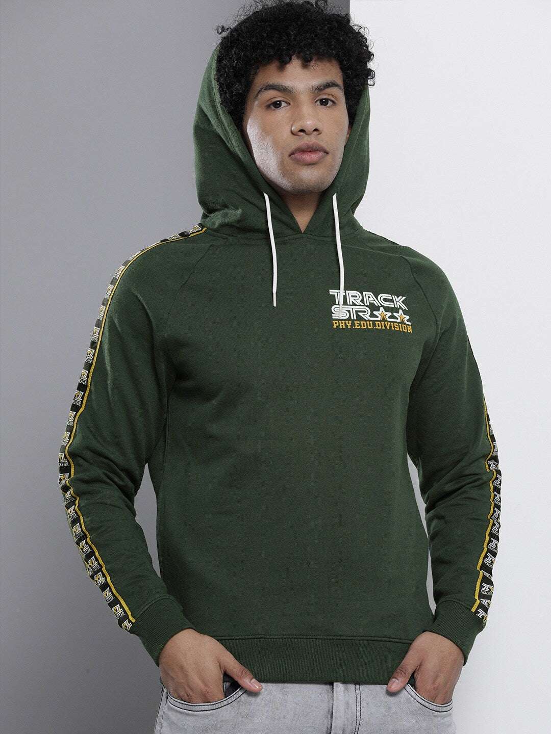 Men's Solid Regular Fit Sweatshirt