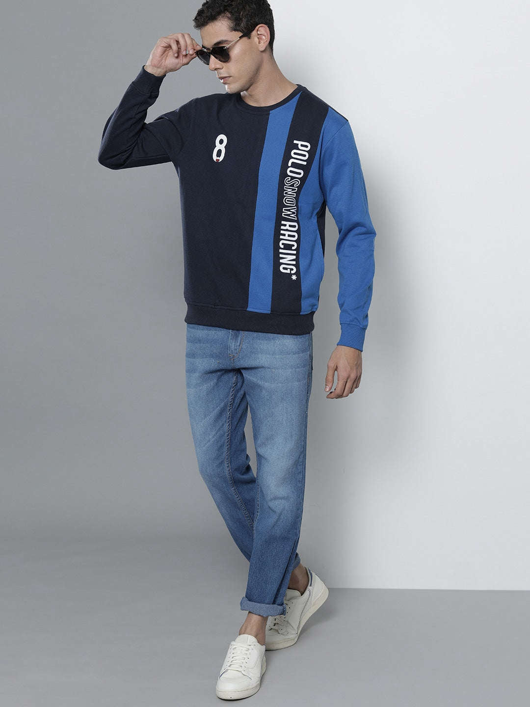 Men's Colourblocked Regular Fit Sweatshirt