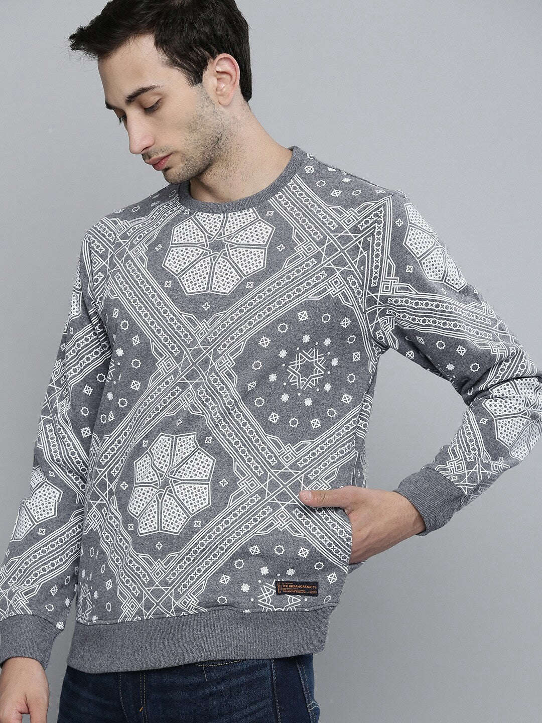 Men's Printed Regular Fit Sweatshirt