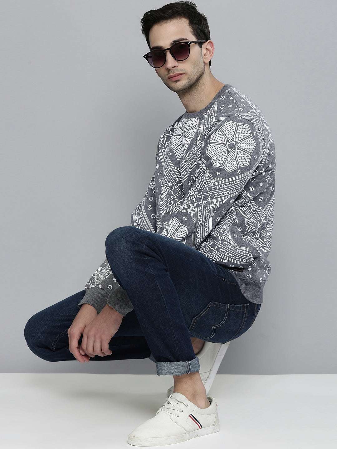 Men's Printed Regular Fit Sweatshirt