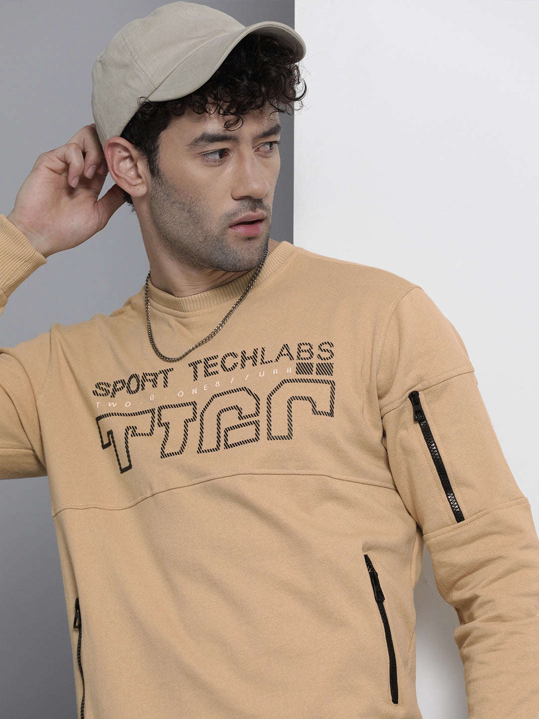 Men's Printed Regular Fit Sweatshirt