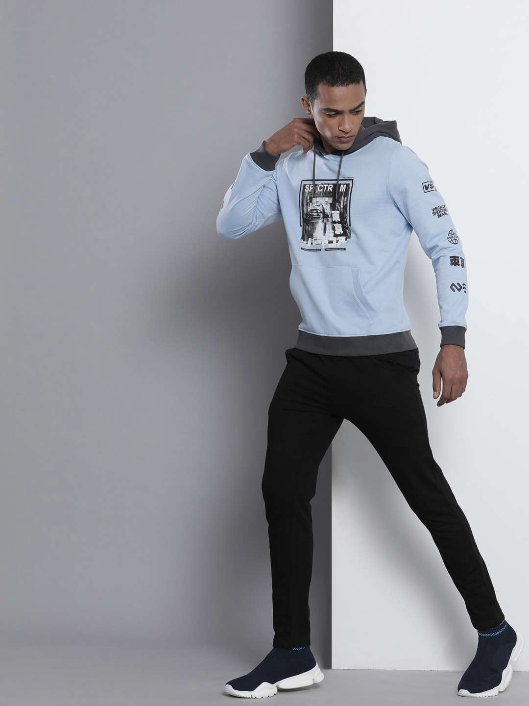 Men's Printed Regular Fit Sweatshirt