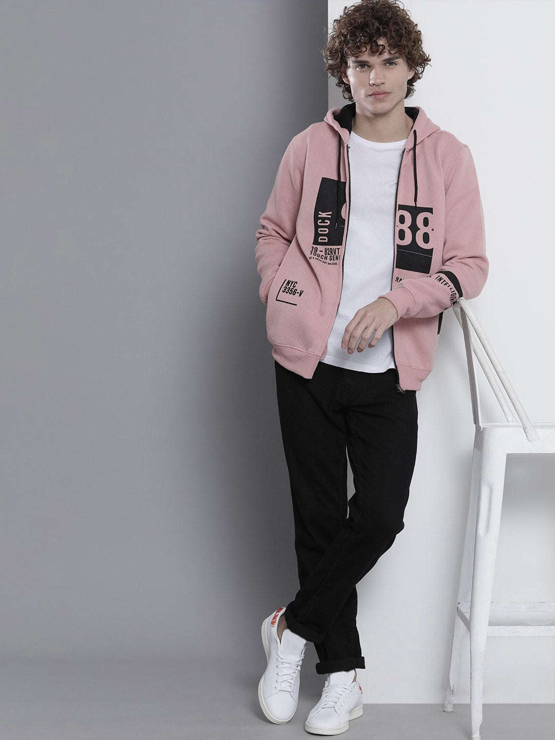 Men's Printed Regular Fit Sweatshirt