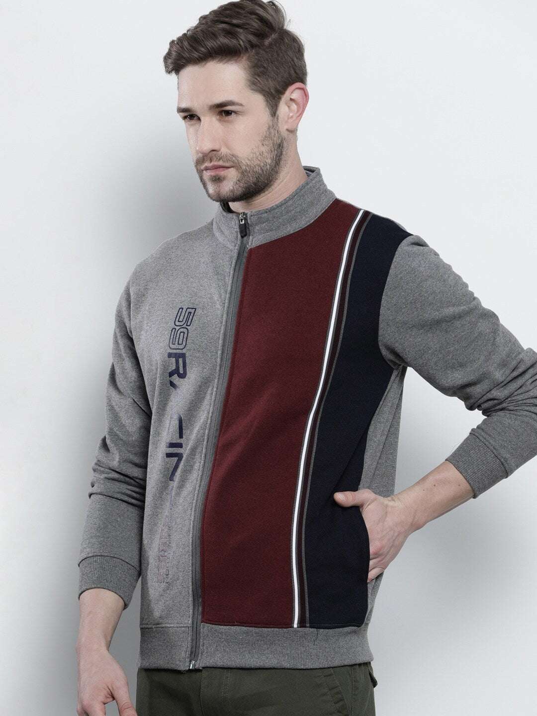 Men's Colourblocked Regular Fit Sweatshirt