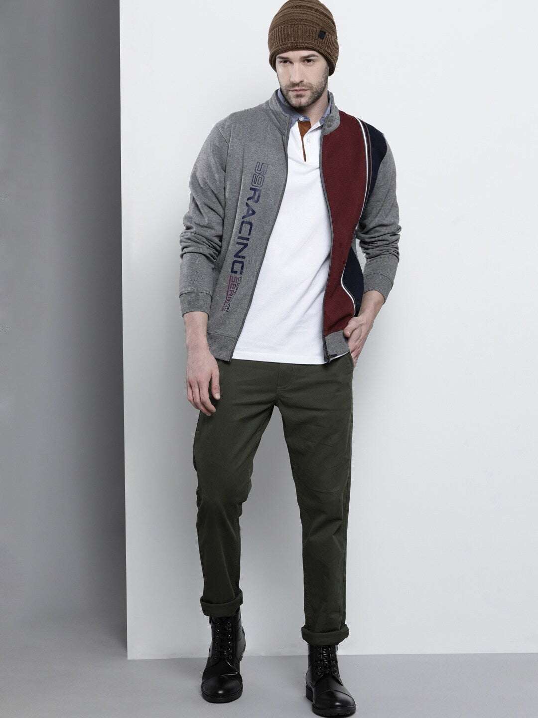 Men's Colourblocked Regular Fit Sweatshirt