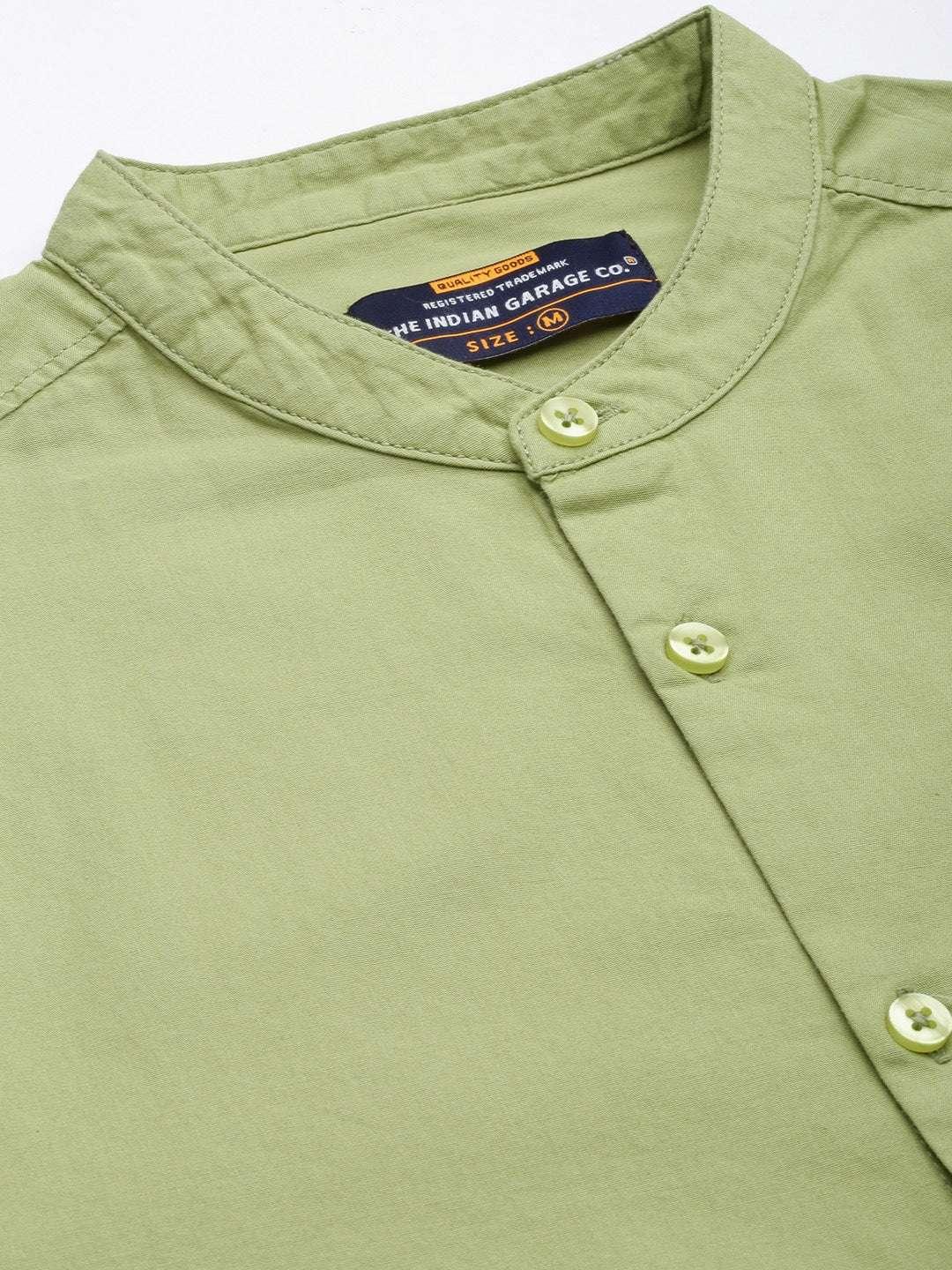 Men's Solid Regular Fit Shirt