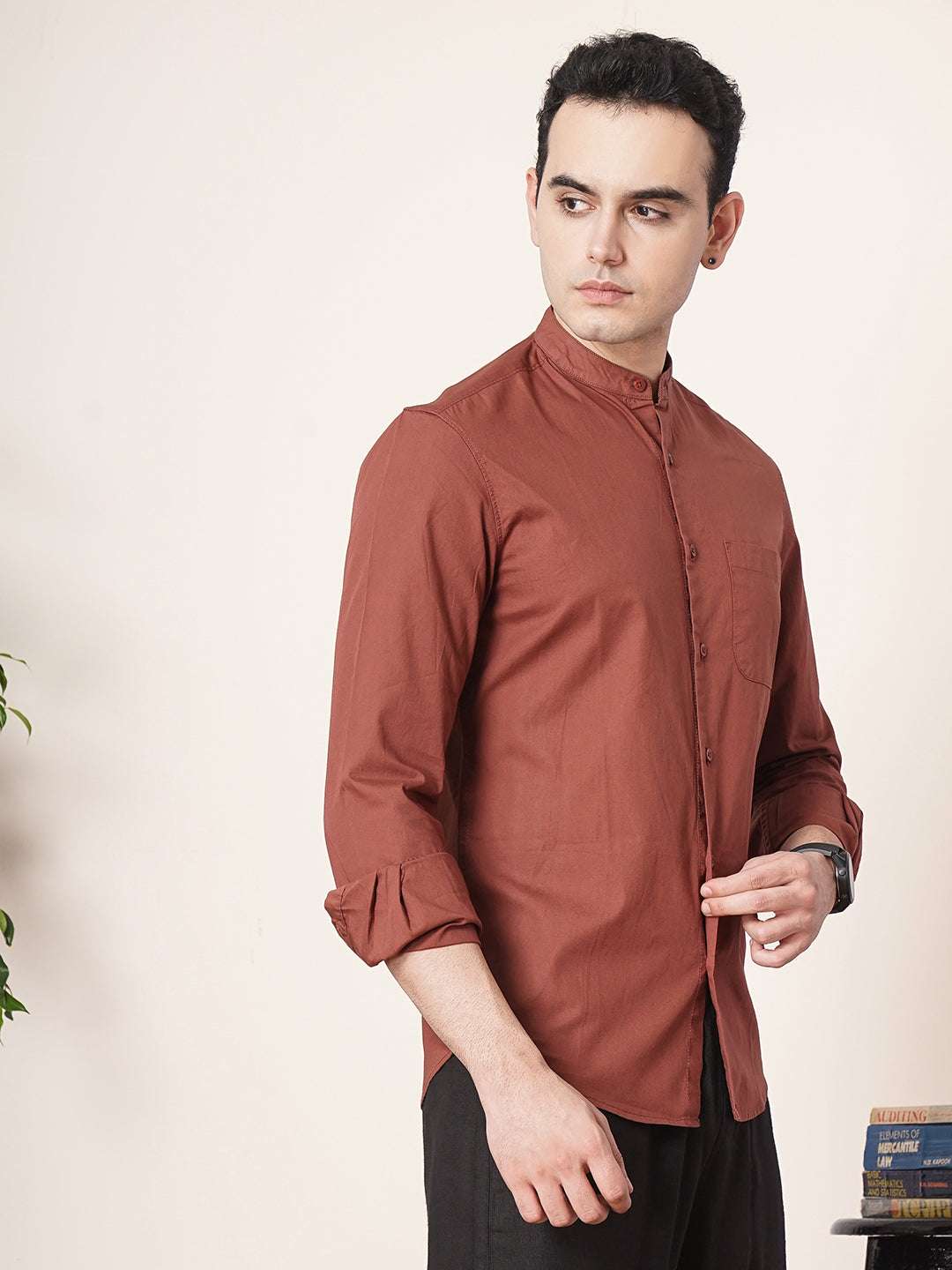 Men's Solid Regular Fit Shirt