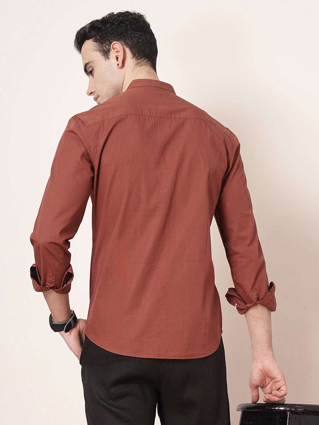 Men's Solid Regular Fit Shirt