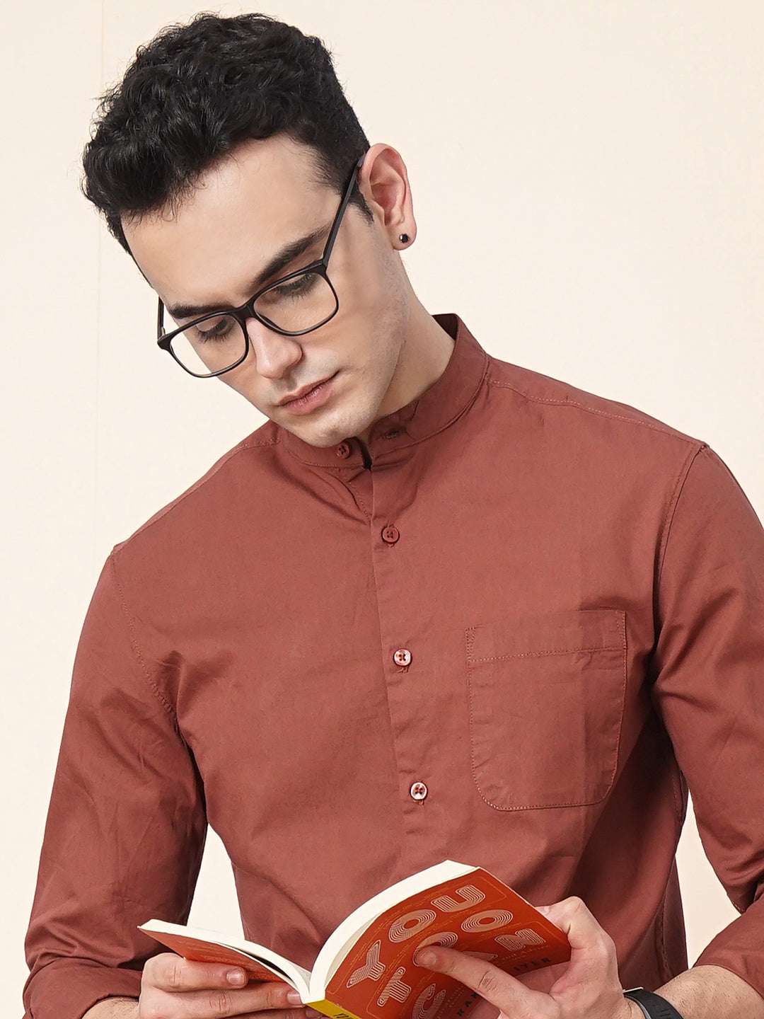 Men's Solid Regular Fit Shirt