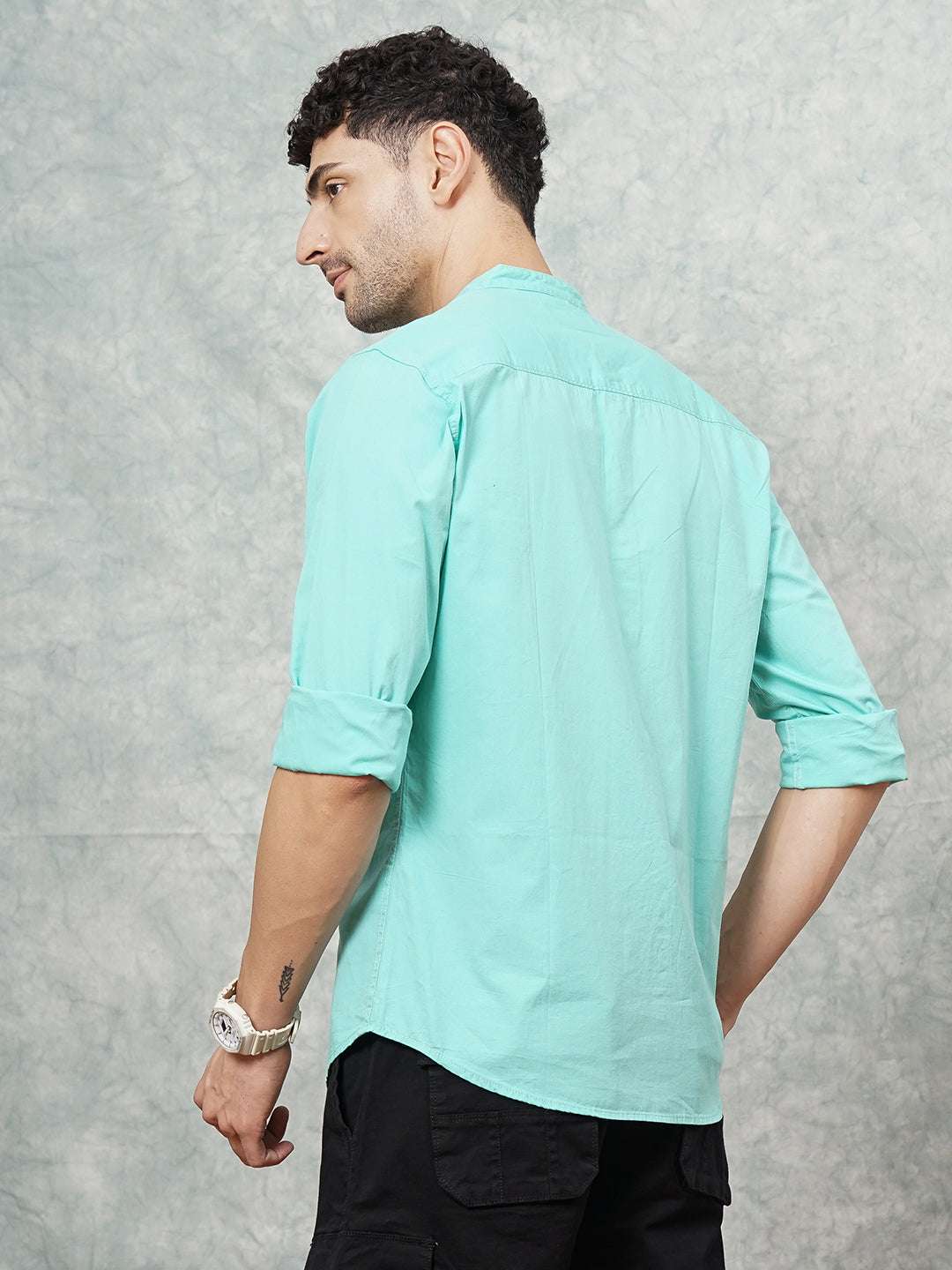 Men's Solid Regular Fit Shirt