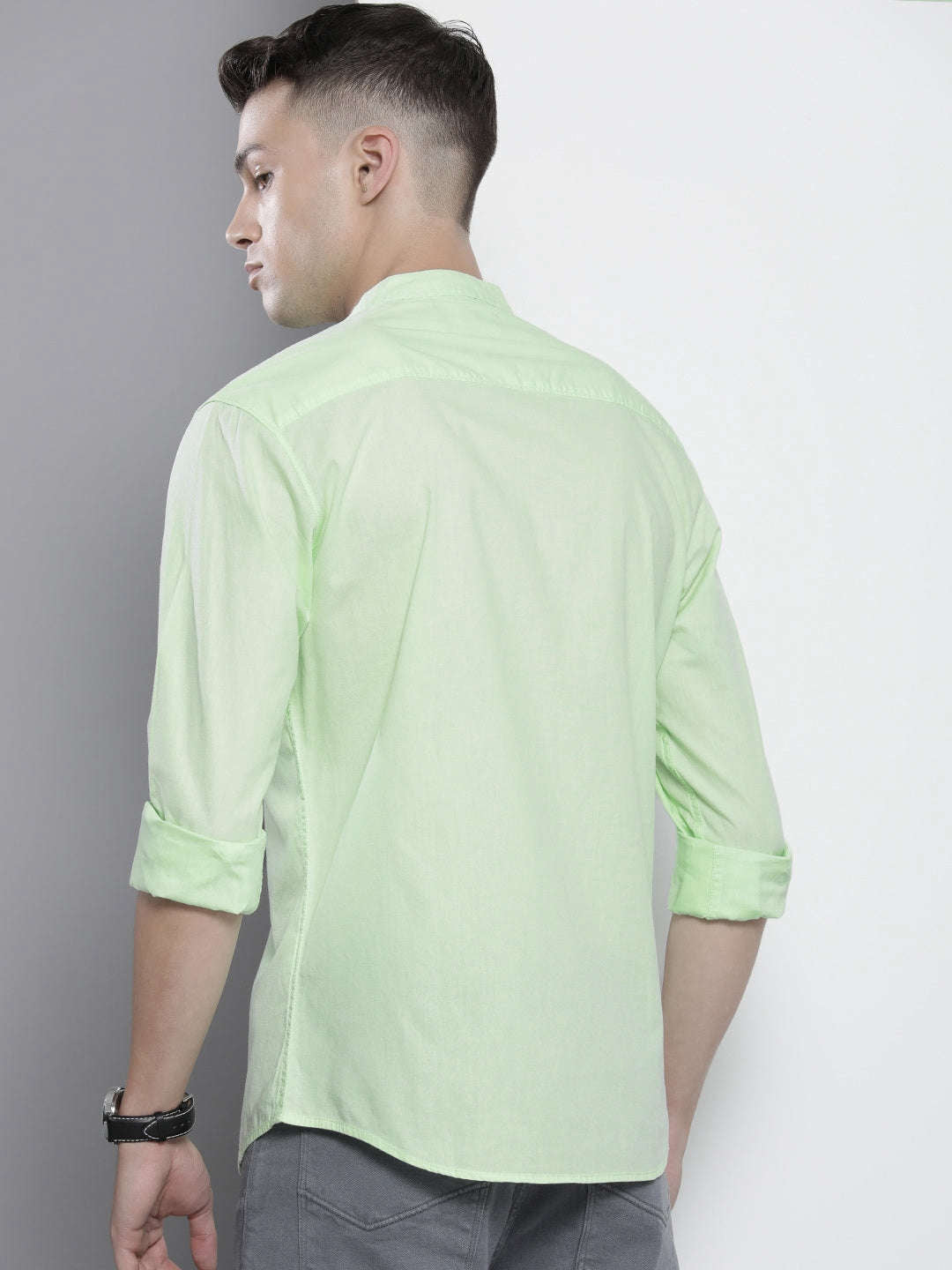 Men's Solid Regular Fit Shirt