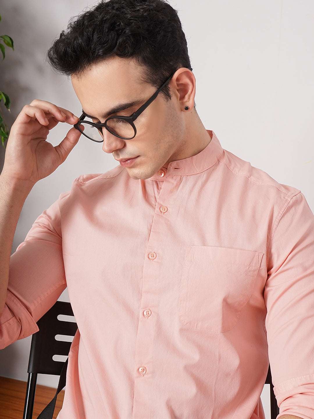 Men's Solid Regular Fit Shirt