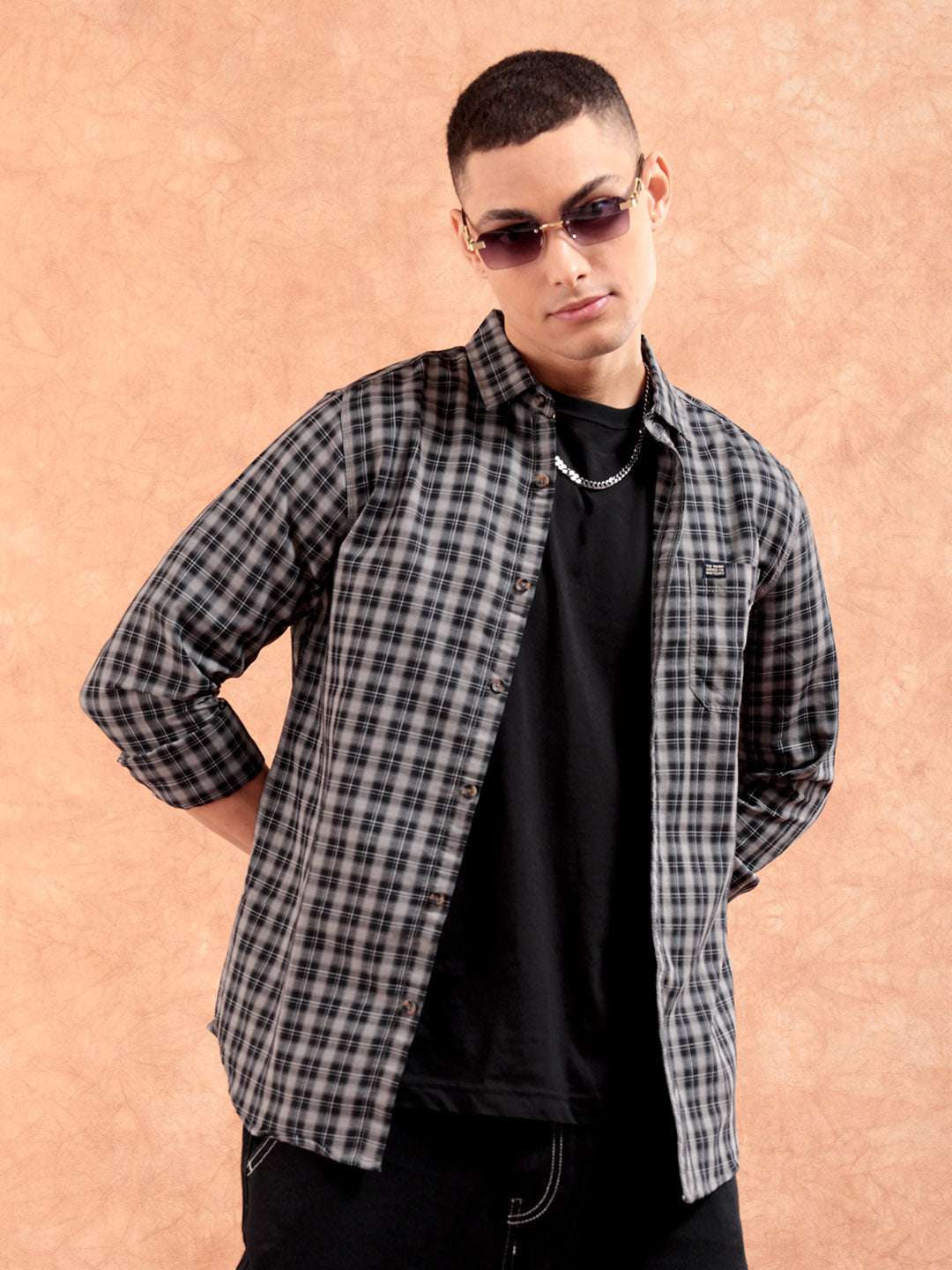 Men's Checks Shirt