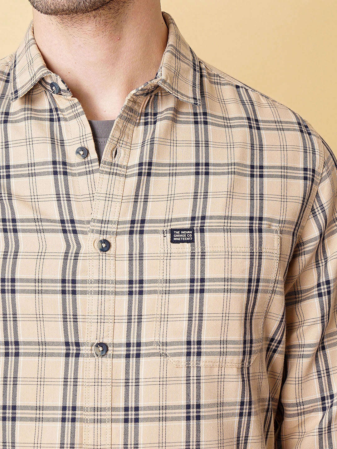 Men's Checks Shirt