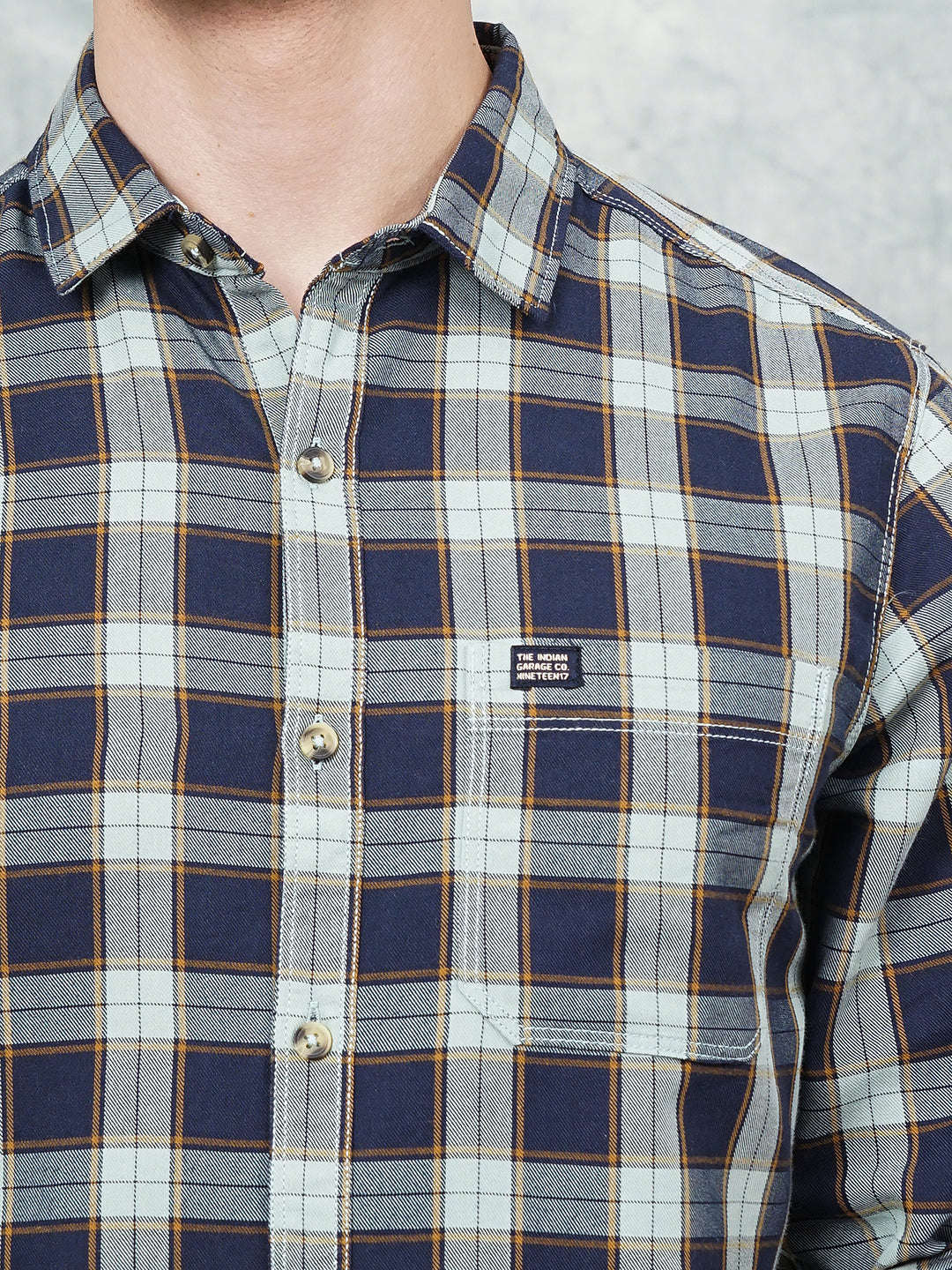 Men's Checks Shirt