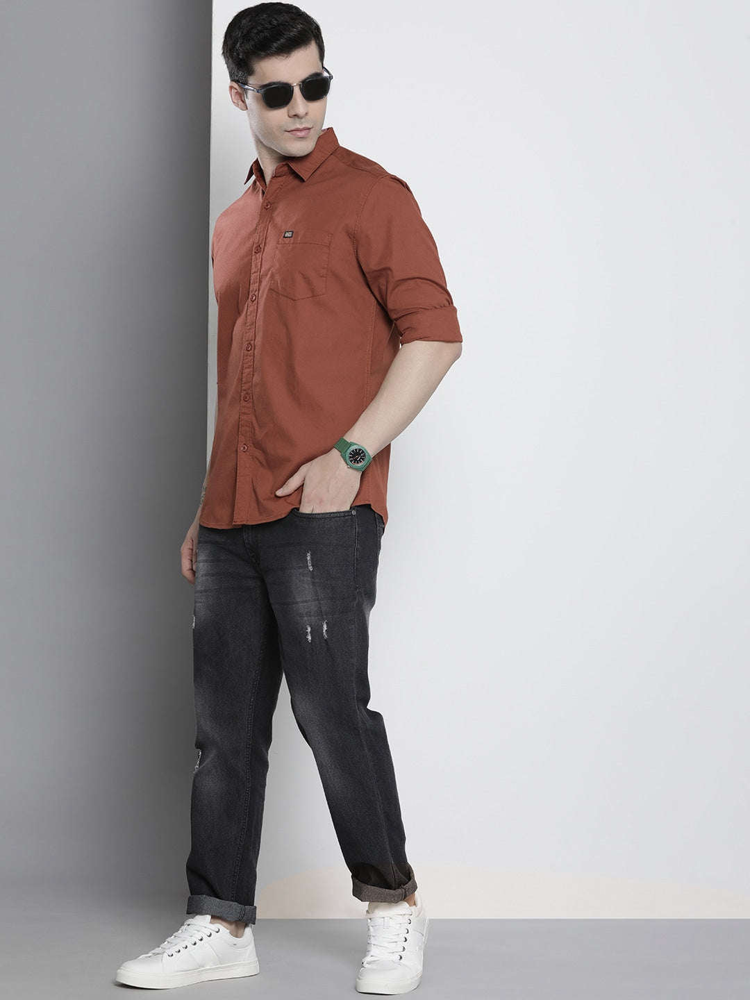 Men's Solid Slim Fit Shirt