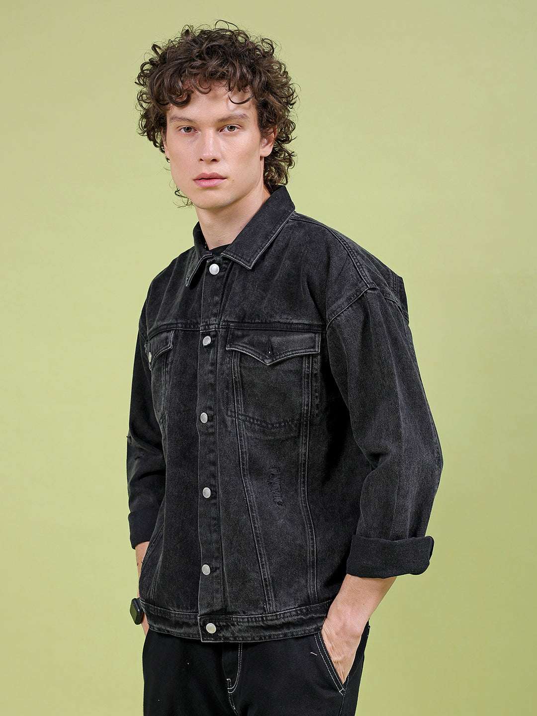 Men's Solid Relaxed Fit Denim Trucker Jacket