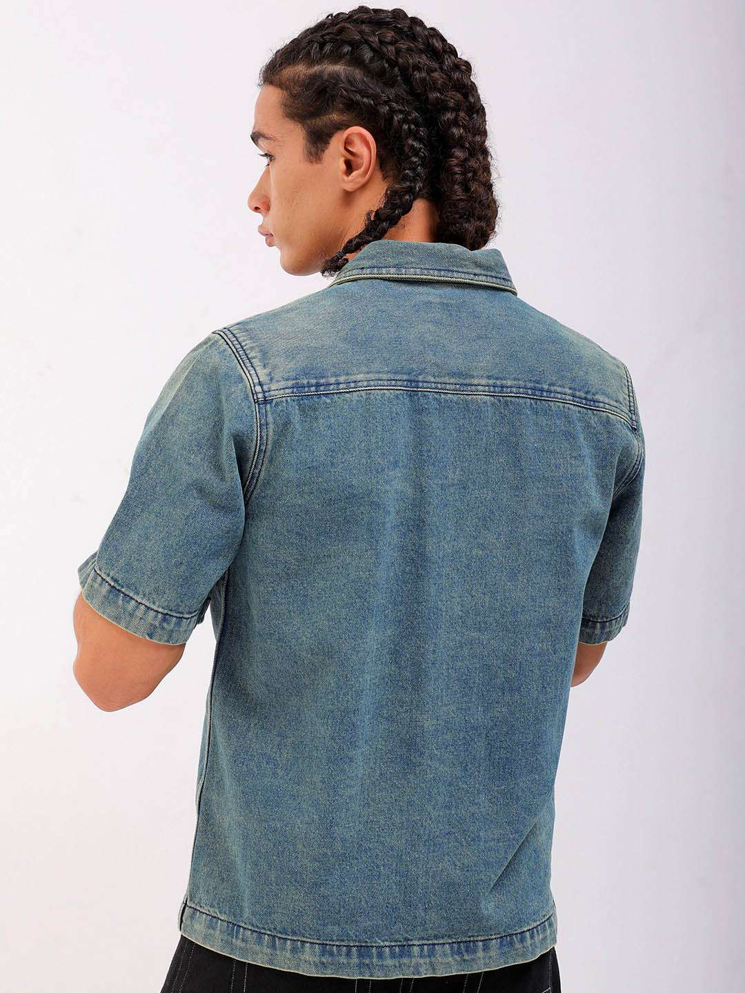 Men's Solid Relaxed Fit Denim Trucker Jacket