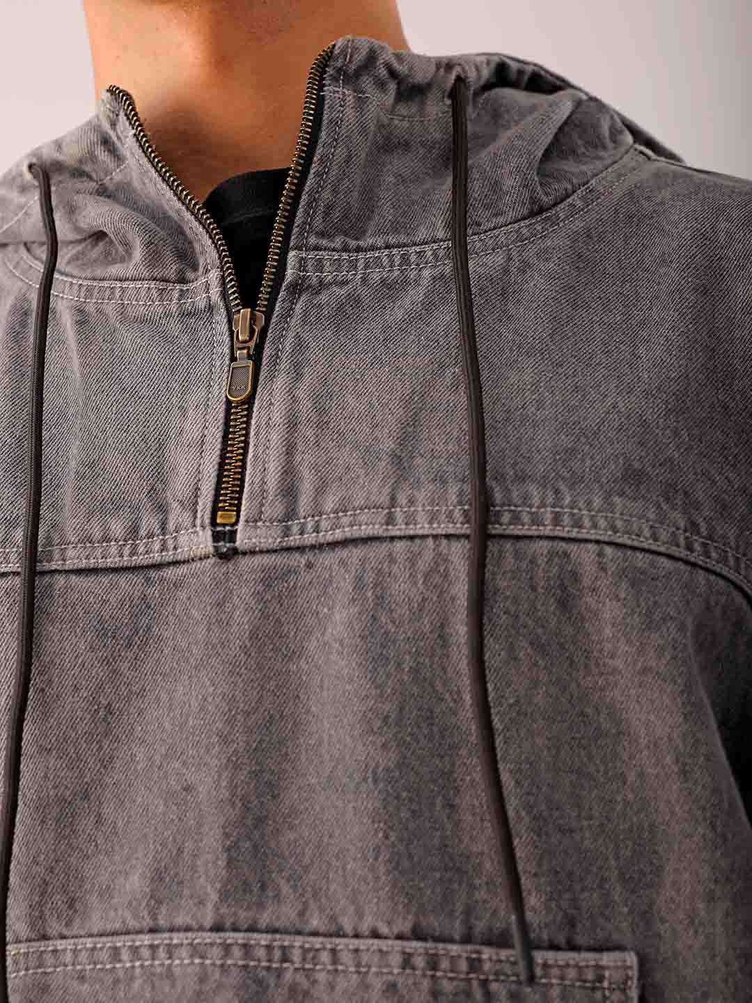 Men's Grey Relaxed Fit Solid Hooded Denim Jacket