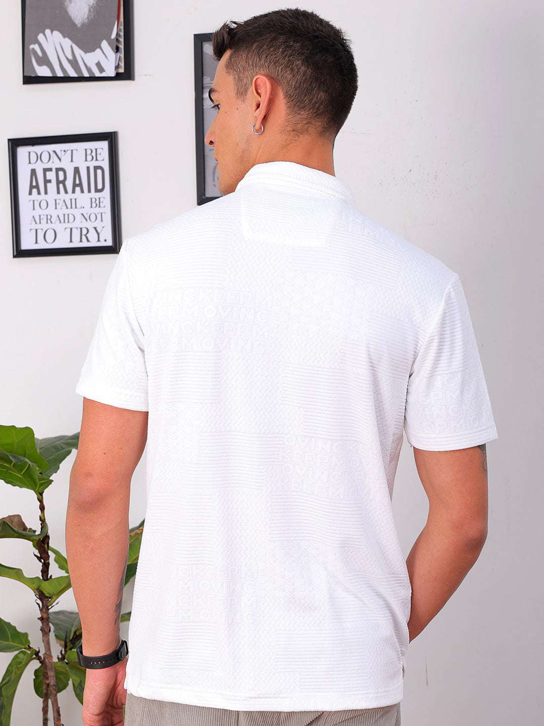 Men's White Slim Fit Solid Resortwear Shirt