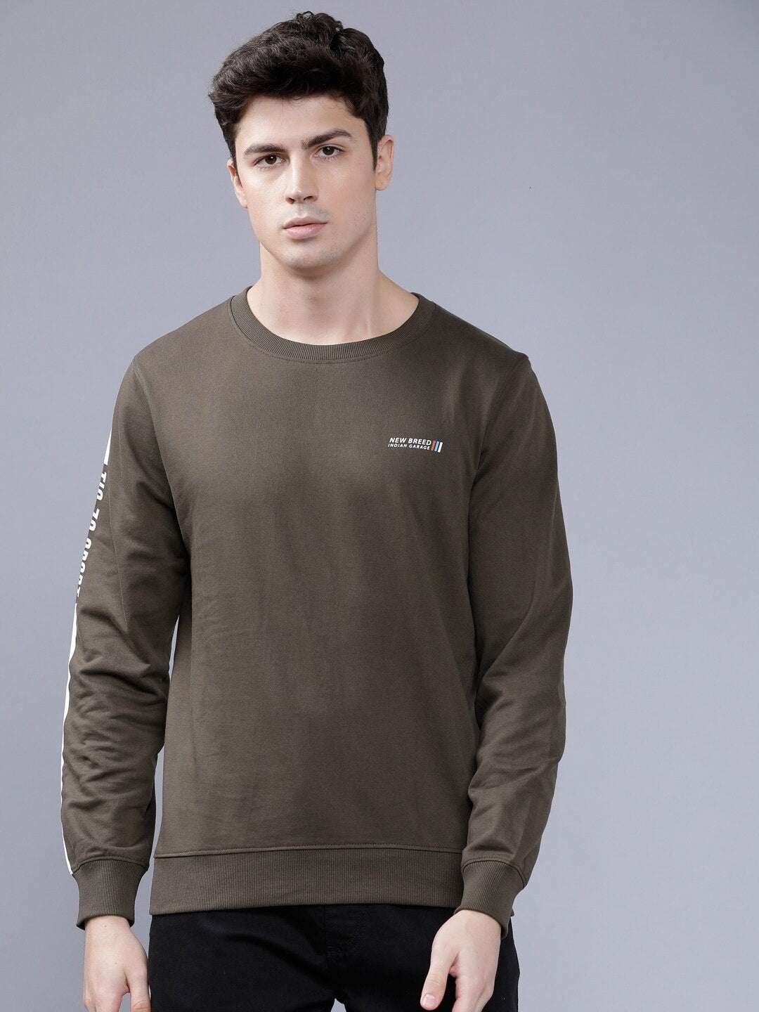 Men's Solid Slim Fit Sweatshirt