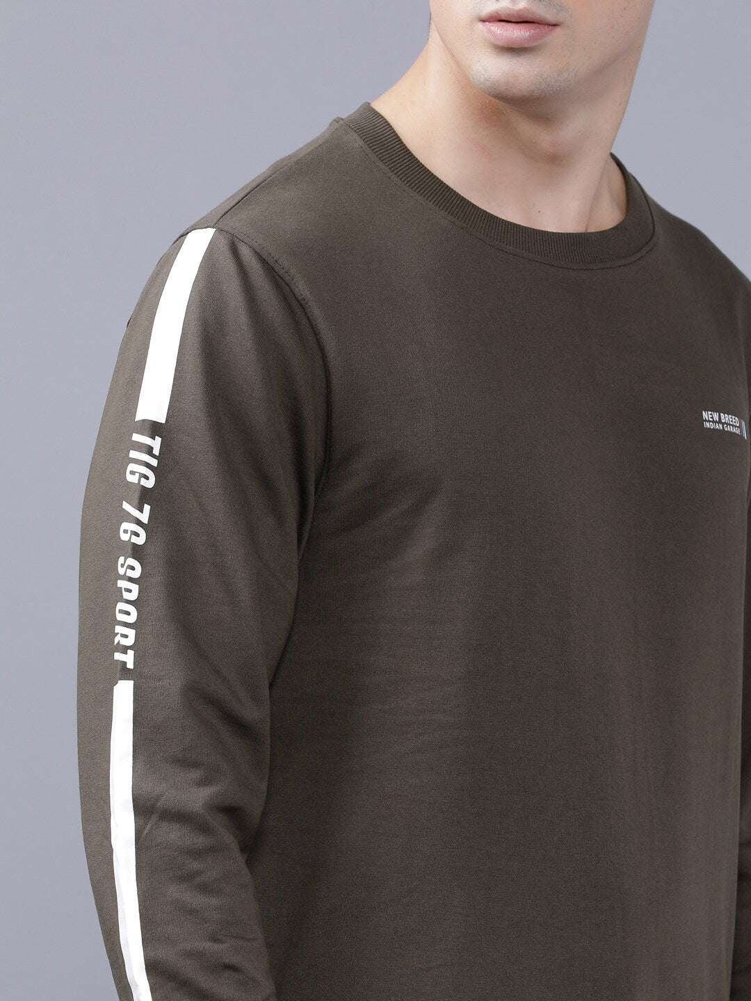 Men's Solid Slim Fit Sweatshirt